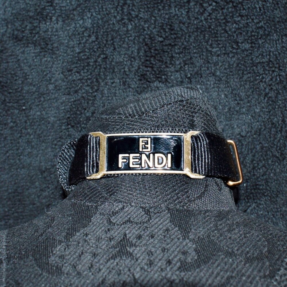 FENDI FF AUTHENTIC VINTAGE PLACQUE GOLD TONE ON BLACK ENAMEL BRACELET